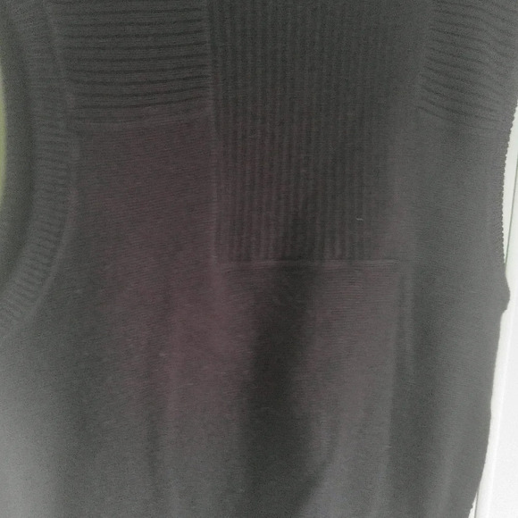 Daniel Hechter wool vest - Picture 3 of 5